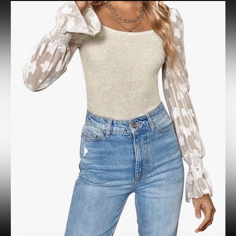 Aliling Women's Mesh Long Sleeve Puff Square Neck Blouse Slim Fit
Casual Top